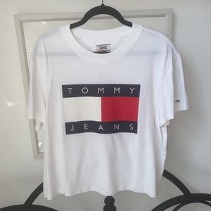 Tommy Hilfiger White Graphic T-Shirt